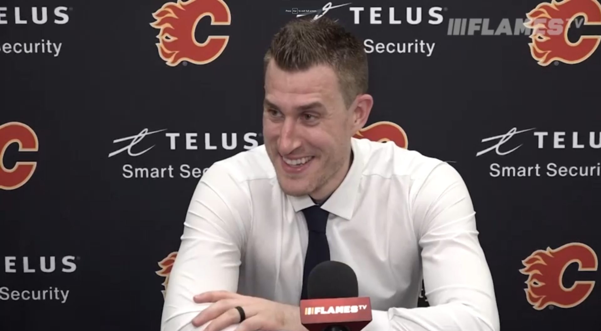 Michael Stone Signed Calgary Flames Jersey (Beckett COA) Career