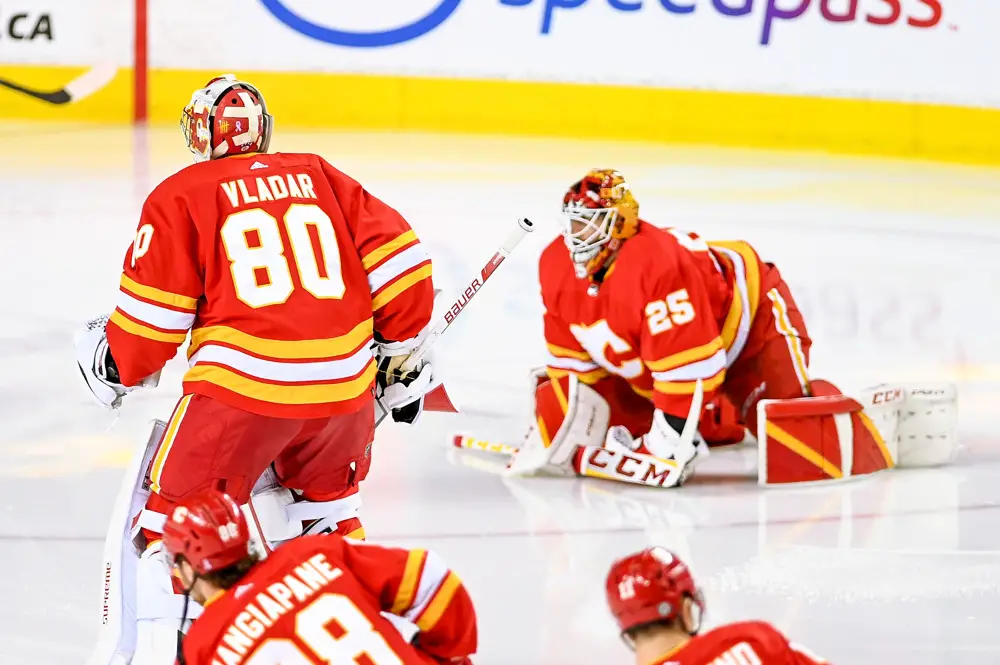 Markstrom gets 9th shutout as Flames beat Red Wings